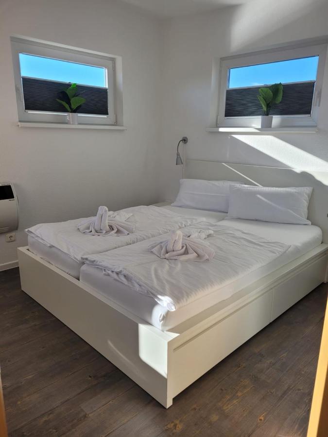 4 Sterne Dtv Floating House Hotel Kröslin Exterior foto